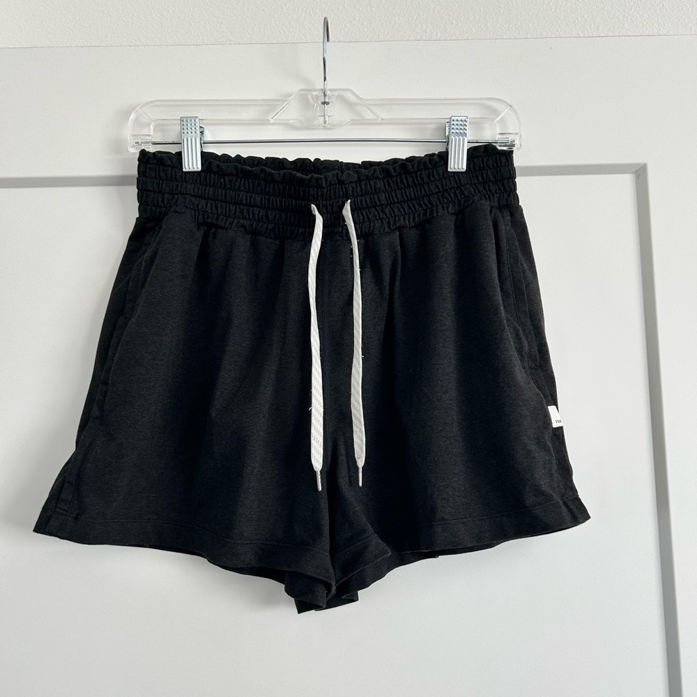 Vuori Black High Waist Women's Shorts